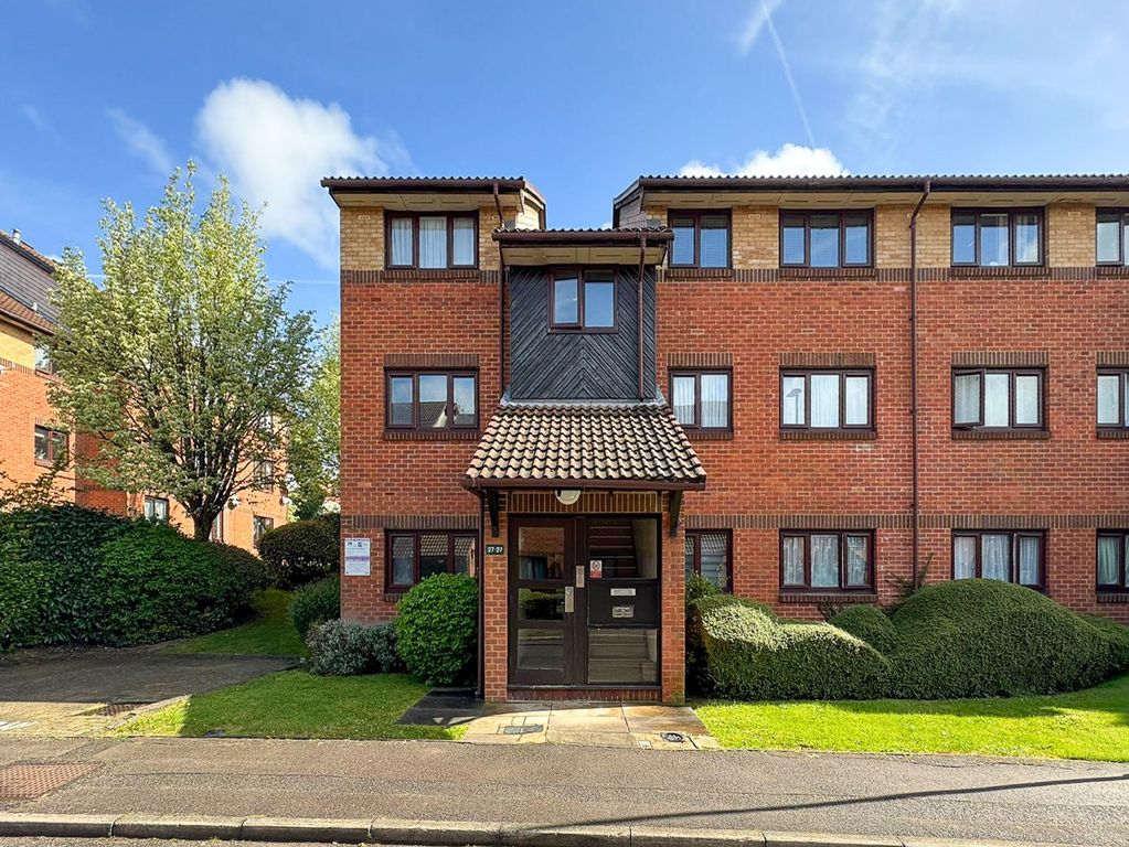 Property photo 1 of 8