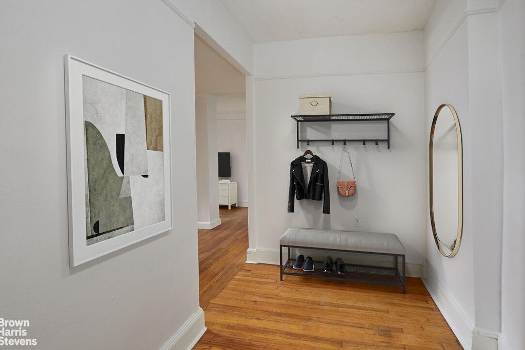 Property photo 3 of 8 <Alttext/>