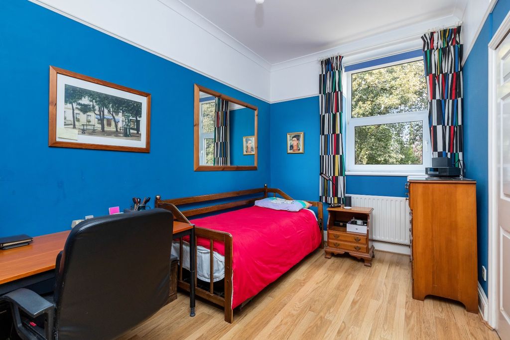 Additional image 18 of 4 bed semi-detached house for saleThe Old Racecourse, Lewes, East Sussex BN7