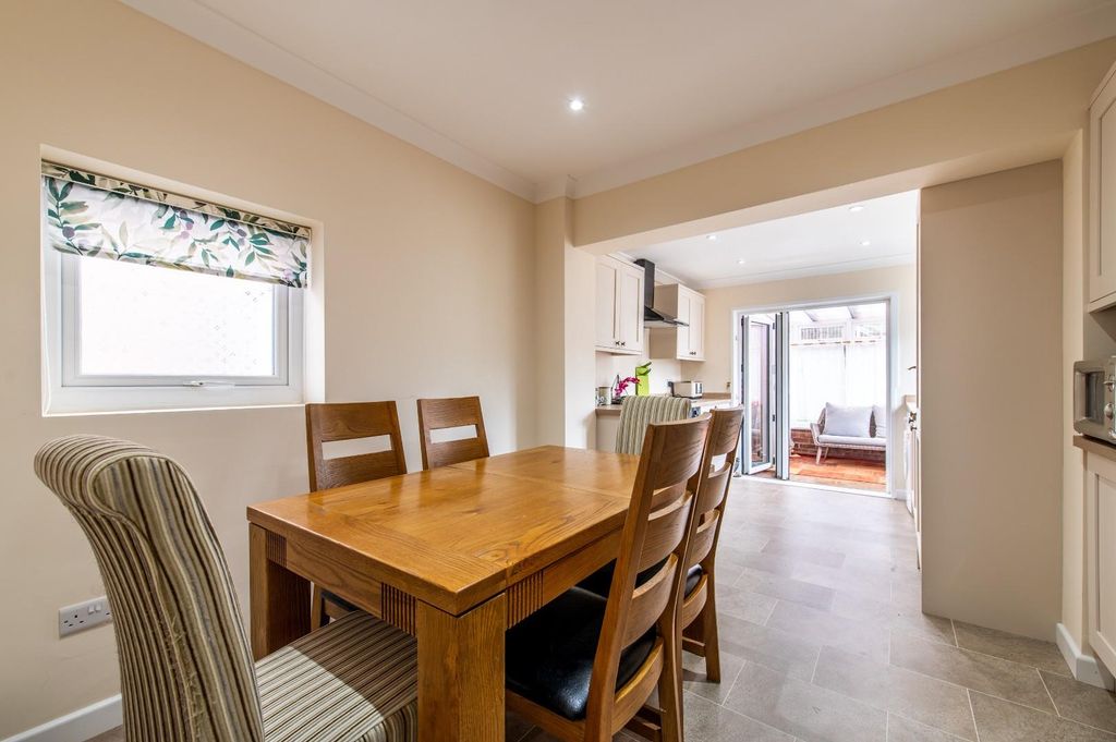 Property photo 2 of 15 Dining