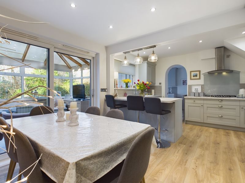 Property photo 3 of 20 Kitchen Dining