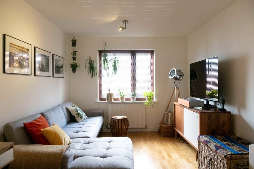 Property photo 2 of 9 Open Plan Living
