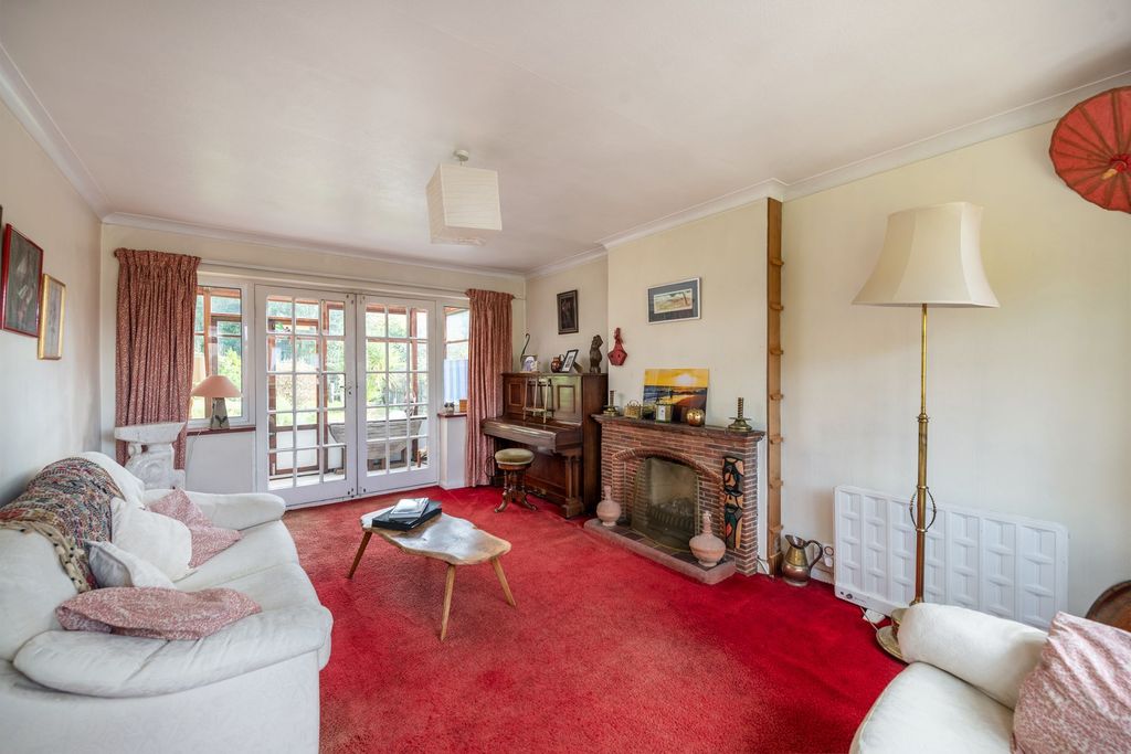 Property photo 3 of 23