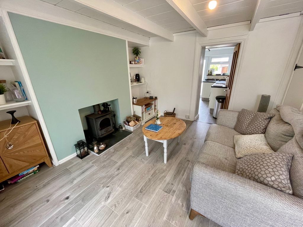 Property photo 3 of 9