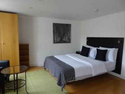 Property photo 1 of 4
