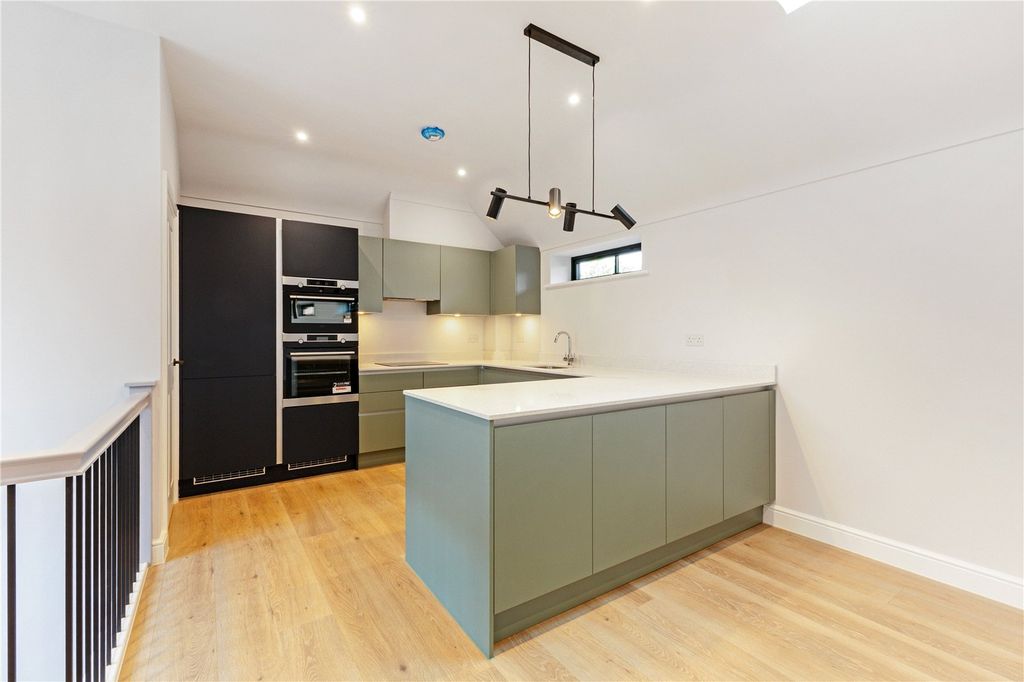 Property photo 2 of 7 P5 Kitchen
