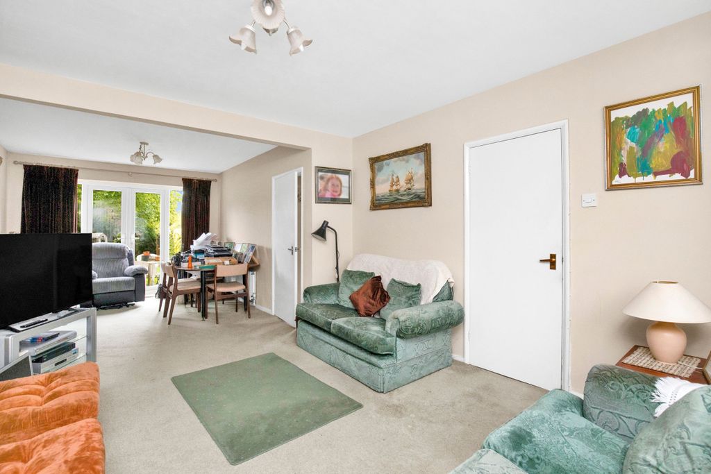 Property photo 3 of 21