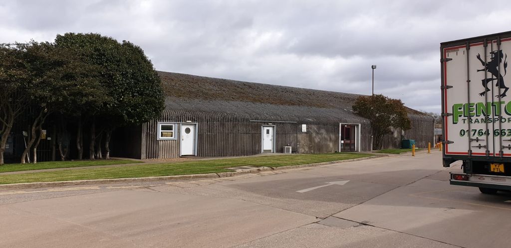 Property photo 2 of 6