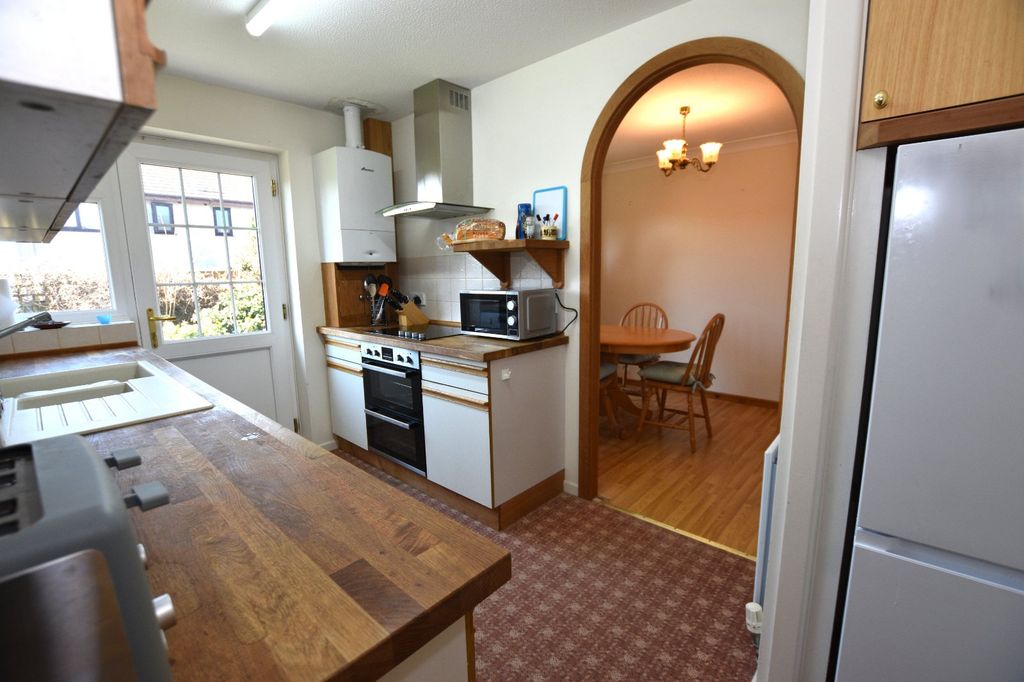 Property photo 2 of 13 Kitchen