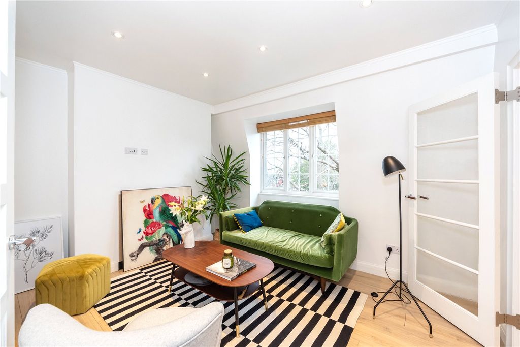 Property photo 2 of 8 Picture No. 07