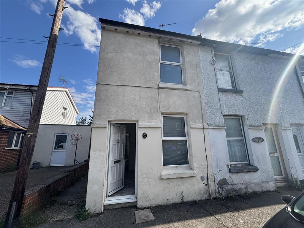 Property photo 2 of 12