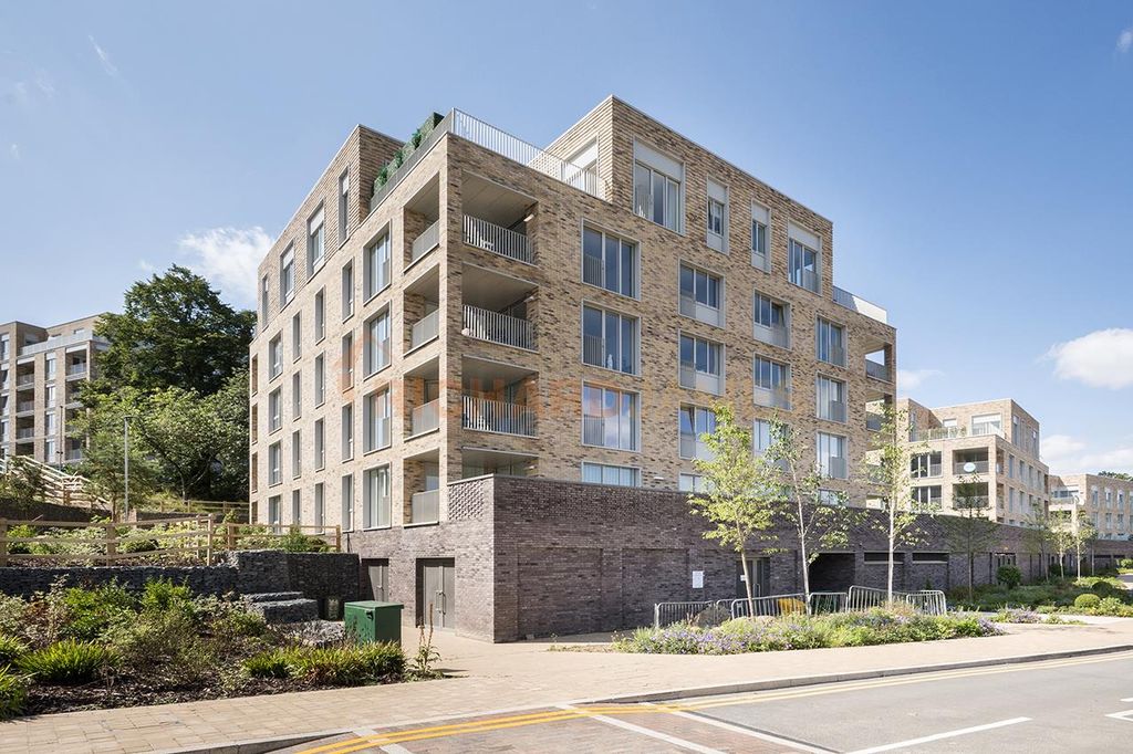 Property photo 1 of 15 W01.Jpg