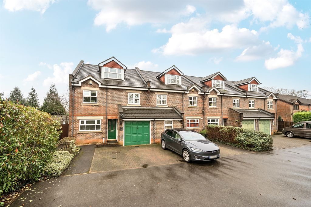 Property photo 1 of 23