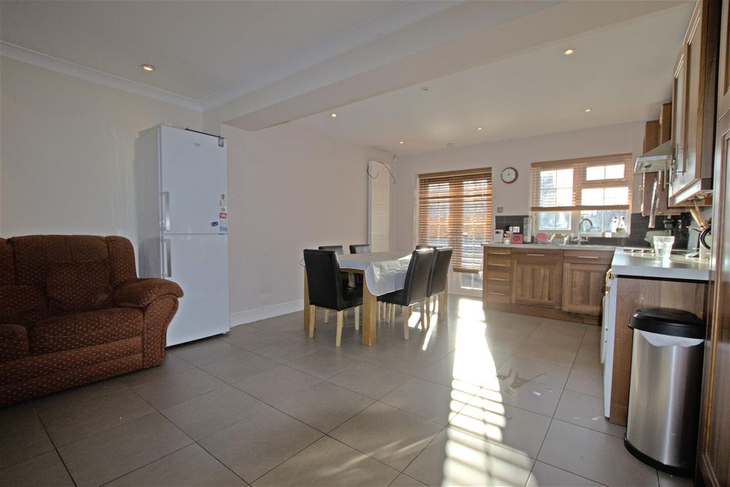 Property photo 3 of 10 Img_7073.Jpg