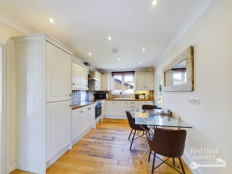 Property photo 3 of 12 Kitchen