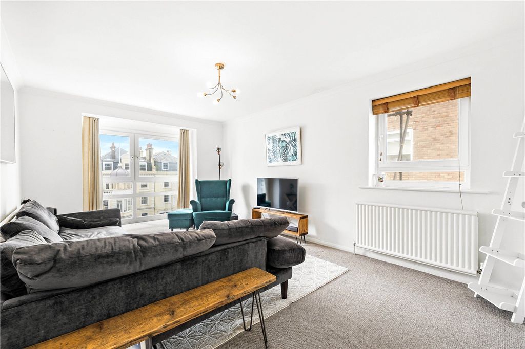 Property photo 3 of 16 Picture No. 03