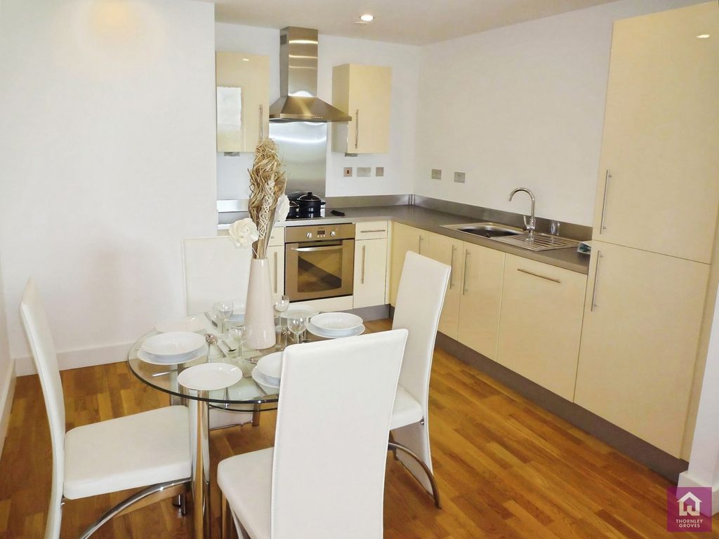 Property photo 2 of 11 Pbox-Img.Jpg