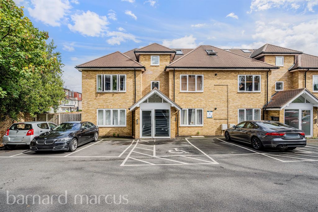 Property photo 1 of 16