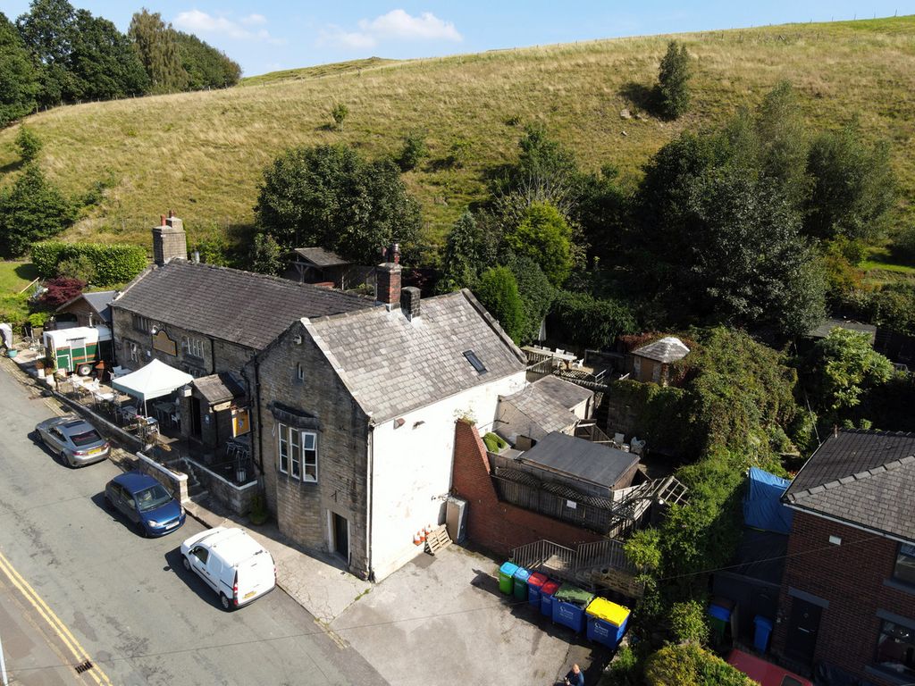 Property photo 3 of 47