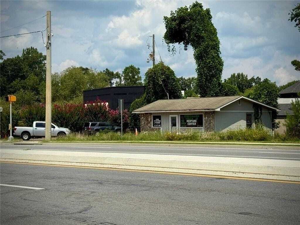 Property photo 3 of 3 <Alttext/>