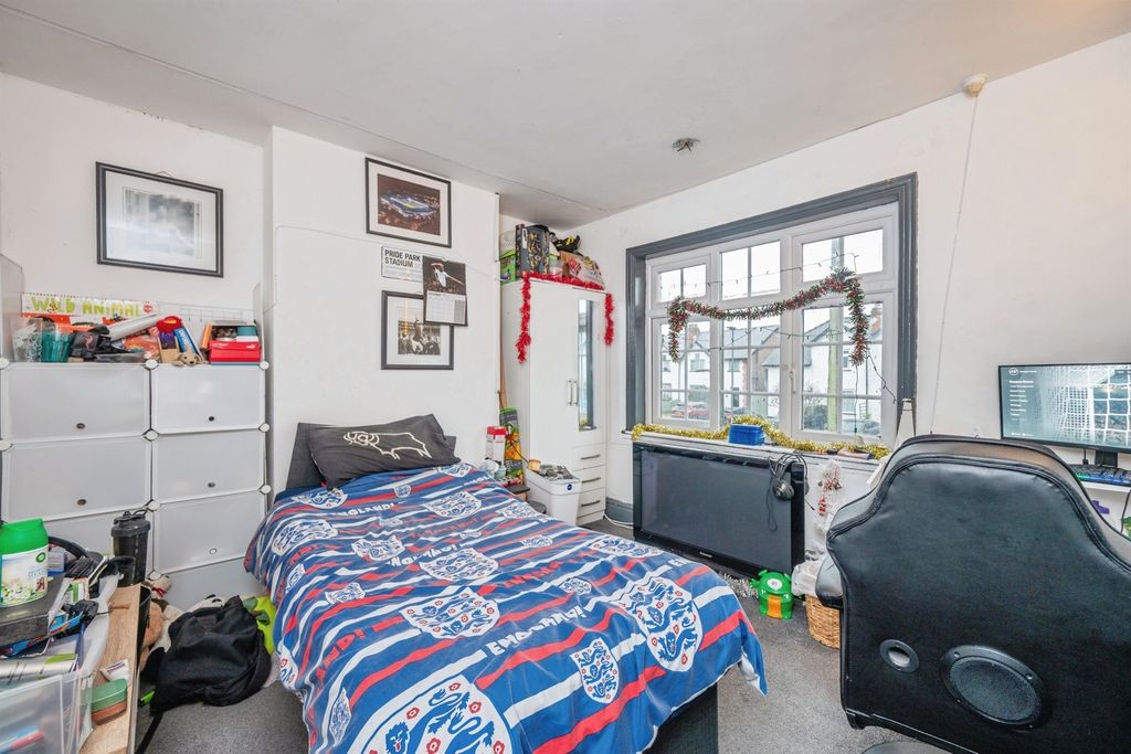 Additional image 13 of 3 bed semi-detached house for saleChain Lane, Mickleover, Derby DE3