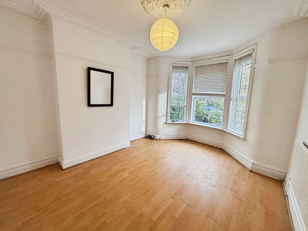 Property photo 2 of 23 Picture No. 49