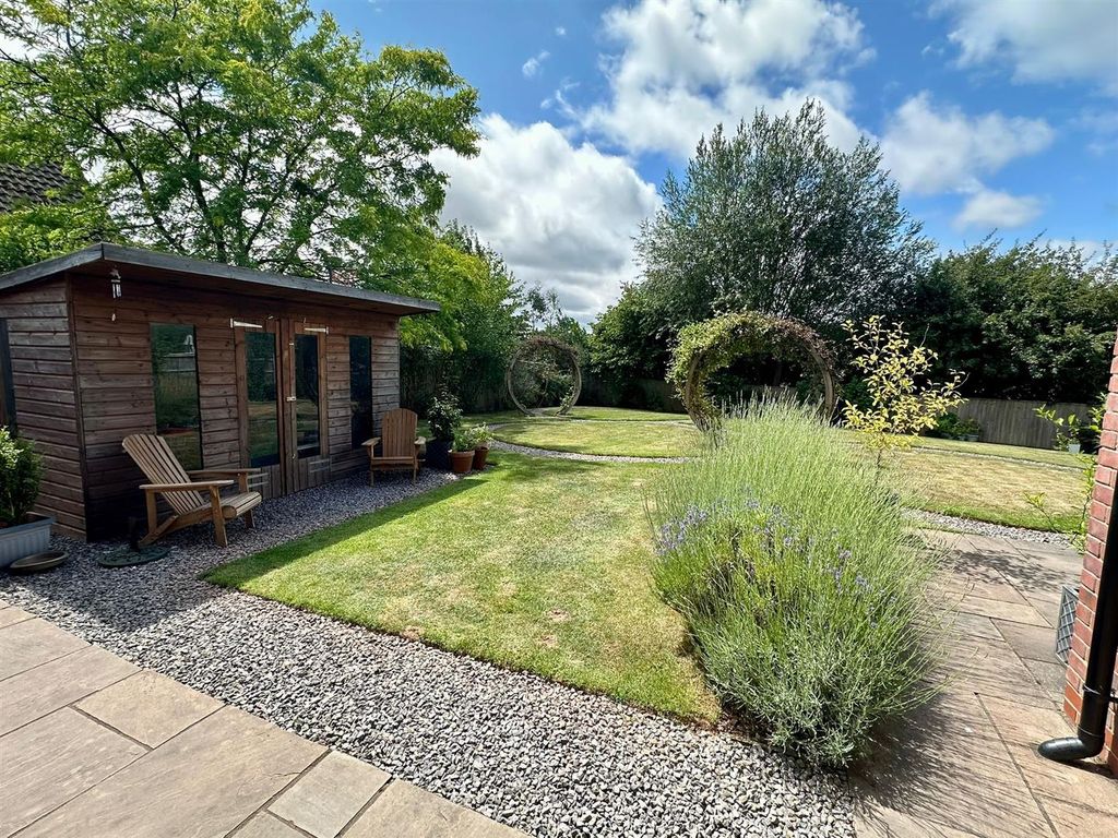 Property photo 3 of 22