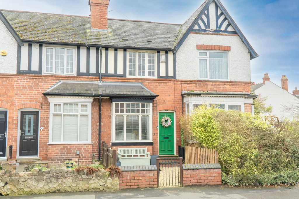 Property photo 2 of 28