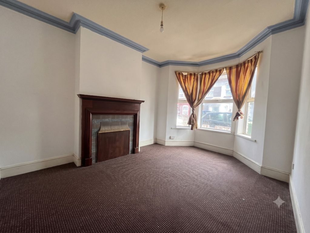 Property photo 2 of 9 4362543