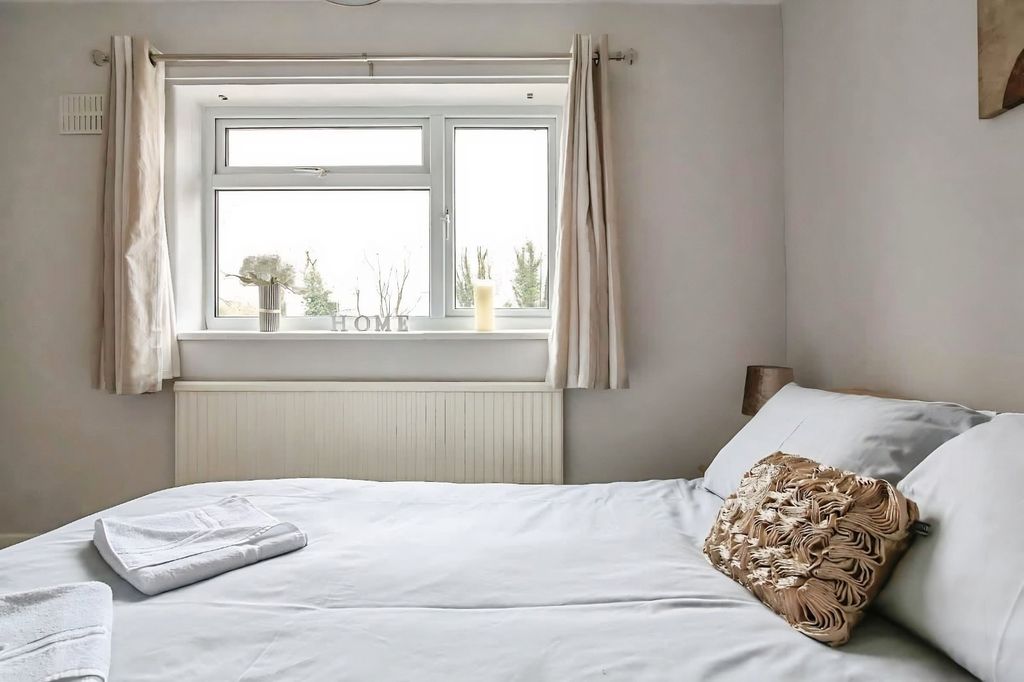 Additional image 4 of 3 bed semi-detached house to rentGreenfields, Upton, Chester, Cheshire CH2