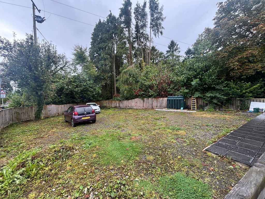Property photo 3 of 15