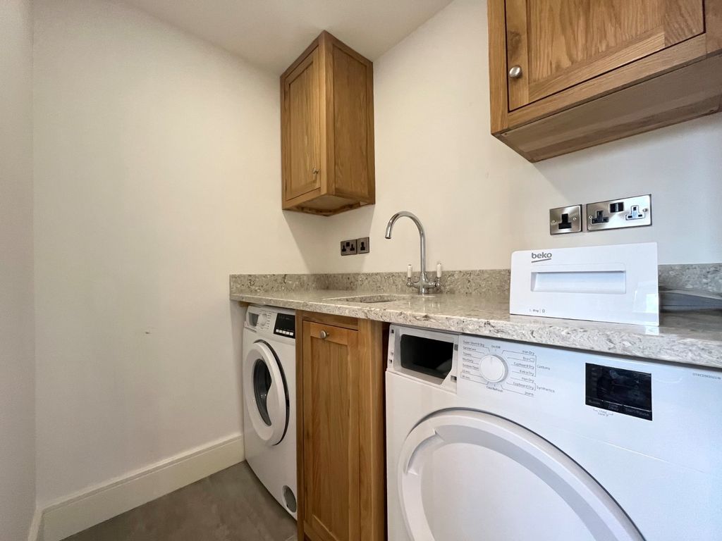 Property photo 3 of 18 Picture No. 16