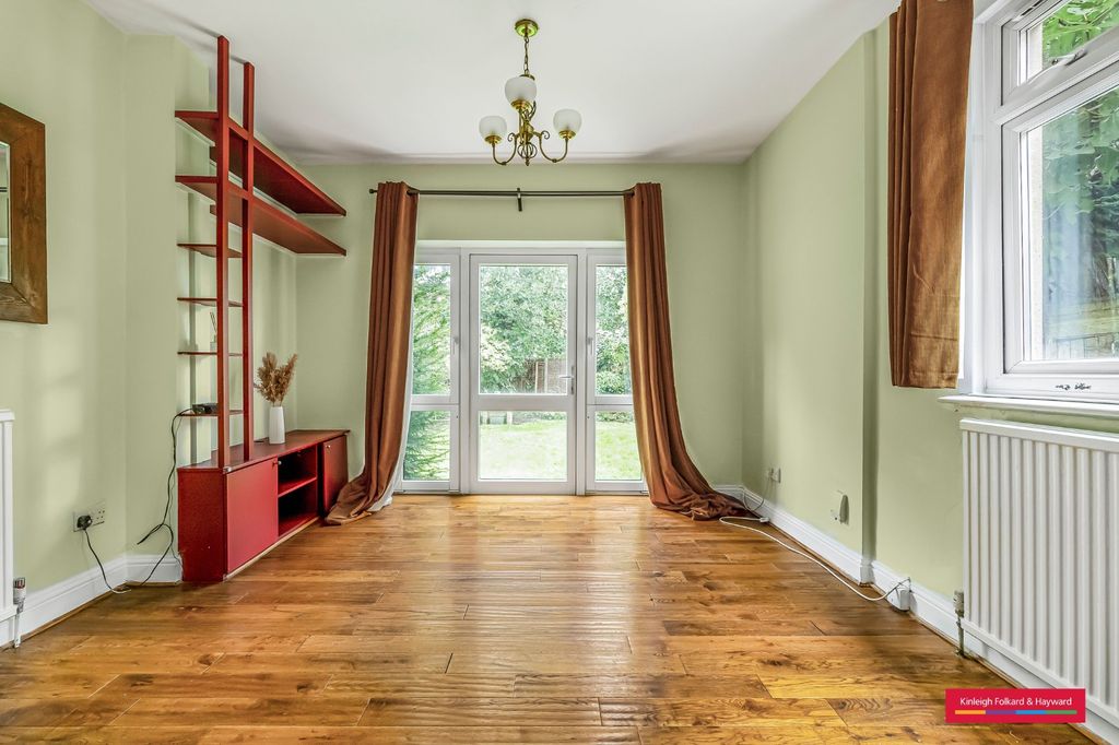 Property photo 3 of 16 Picture No. 03