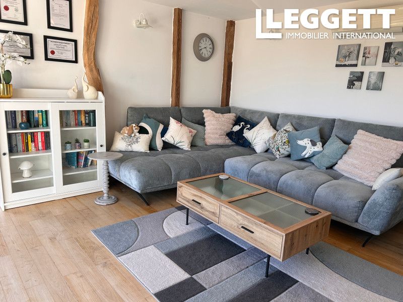 Property photo 3 of 10