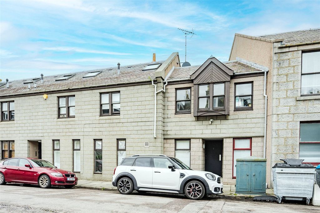 Property photo 1 of 17 Calsayseat Road