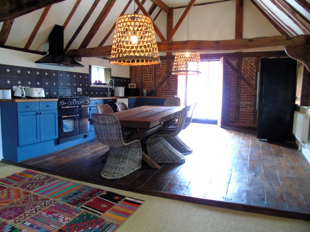 Property photo 3 of 11 Dsc00898