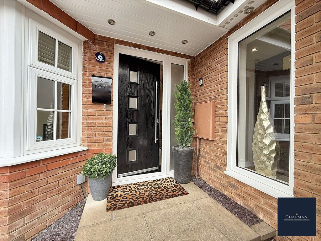 Property photo 2 of 49