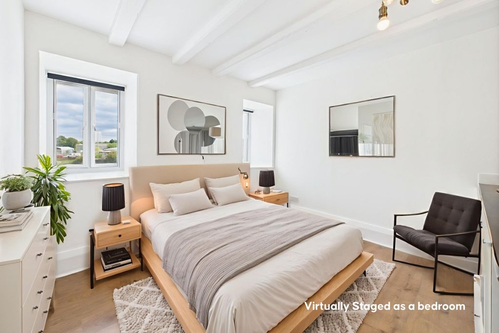 Property photo 3 of 8 4399178