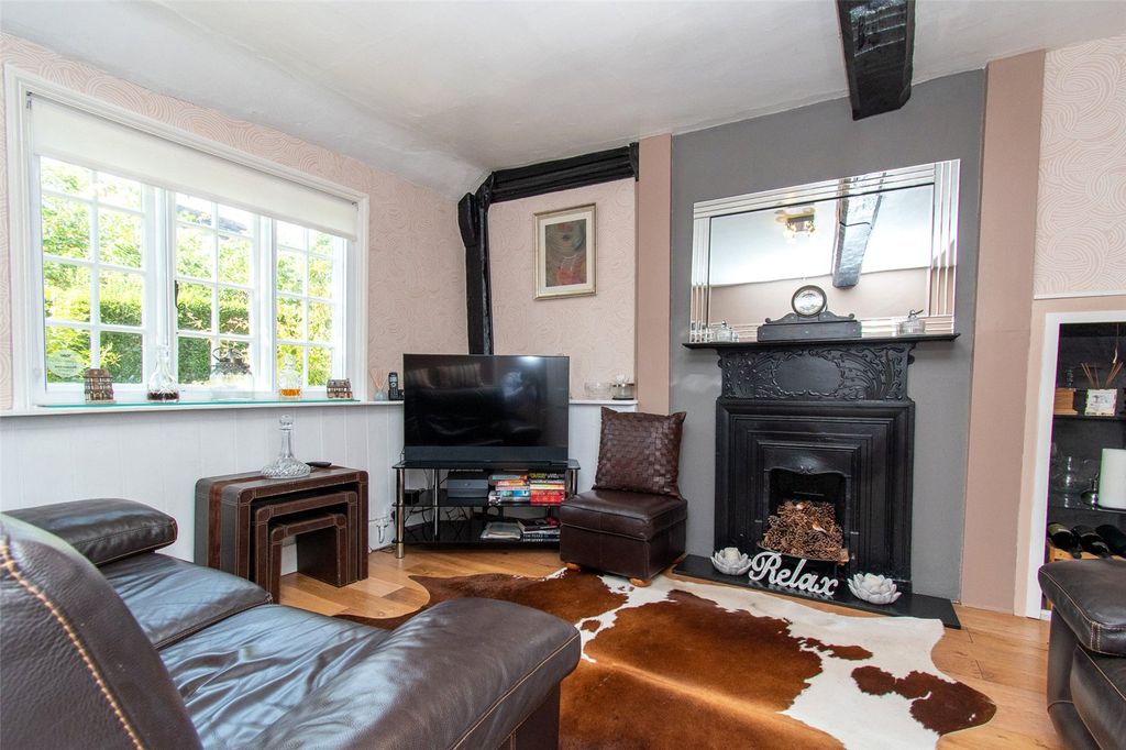Property photo 2 of 26 Picture No. 23