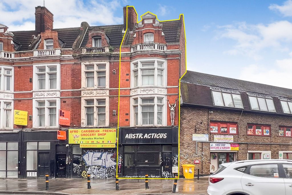 Property photo 1 of 15 51 Deptford Broadway, Deptford, London, Se8 4Ph