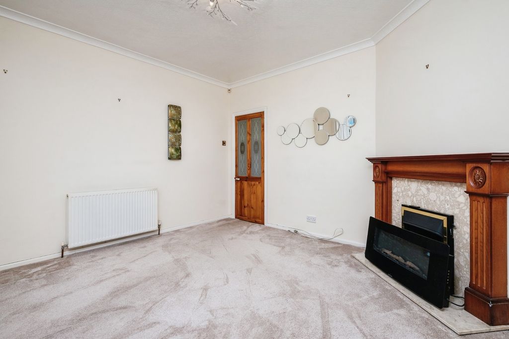 Property photo 3 of 20 Pbox-Img.Jpg