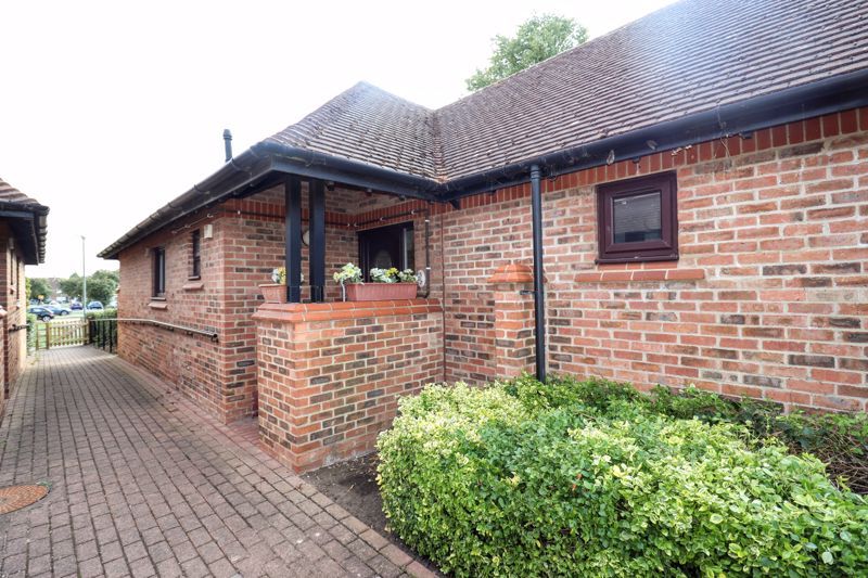 Property photo 1 of 13 Front