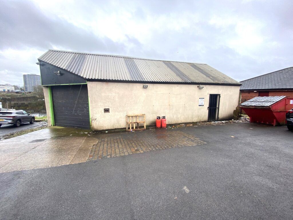 Property photo 1 of 4