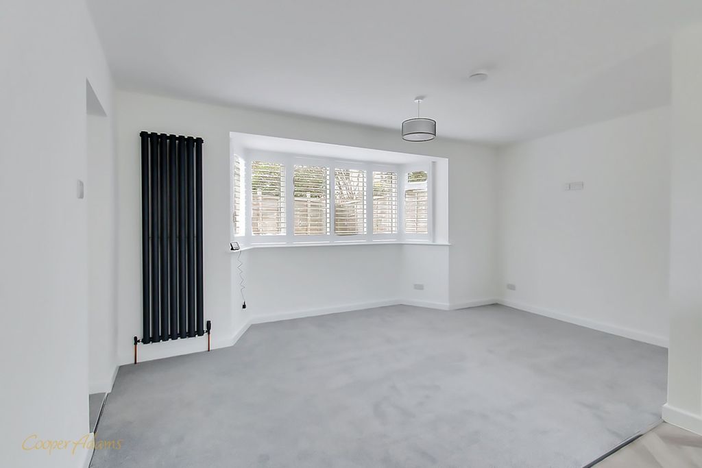 Property photo 3 of 10 Sitting Room