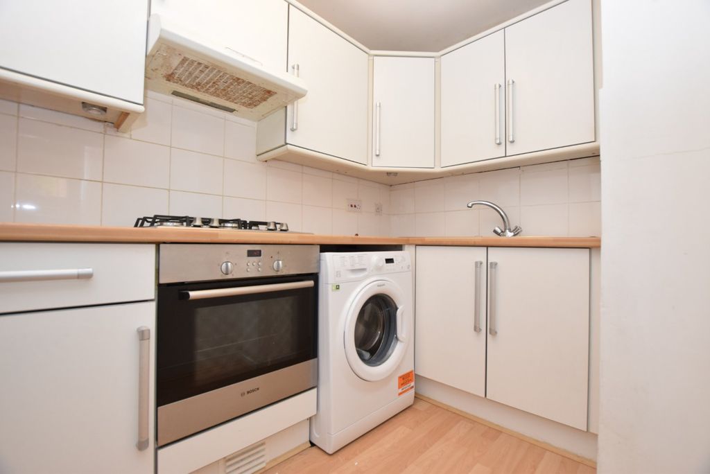 Property photo 3 of 7 Picture No. 17