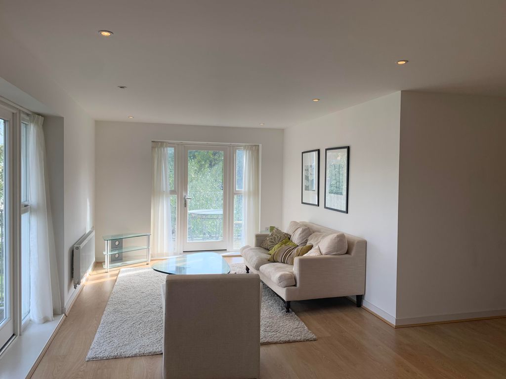 Property photo 3 of 12 Living Room