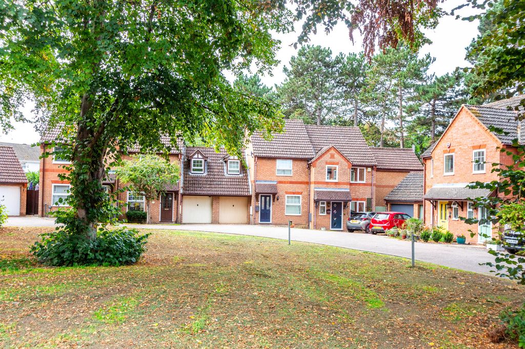 Property photo 1 of 13 Front