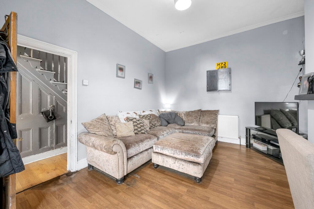 Property photo 3 of 18