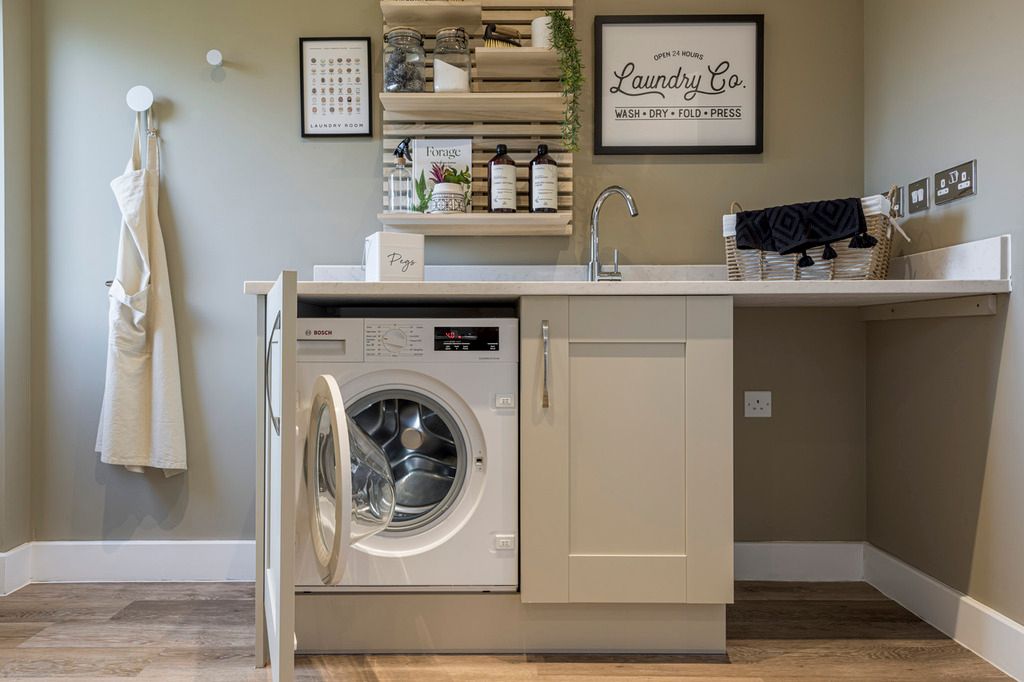 Property photo 3 of 11 Leverton Utility