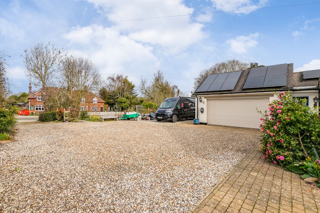Property photo 3 of 27 4543198